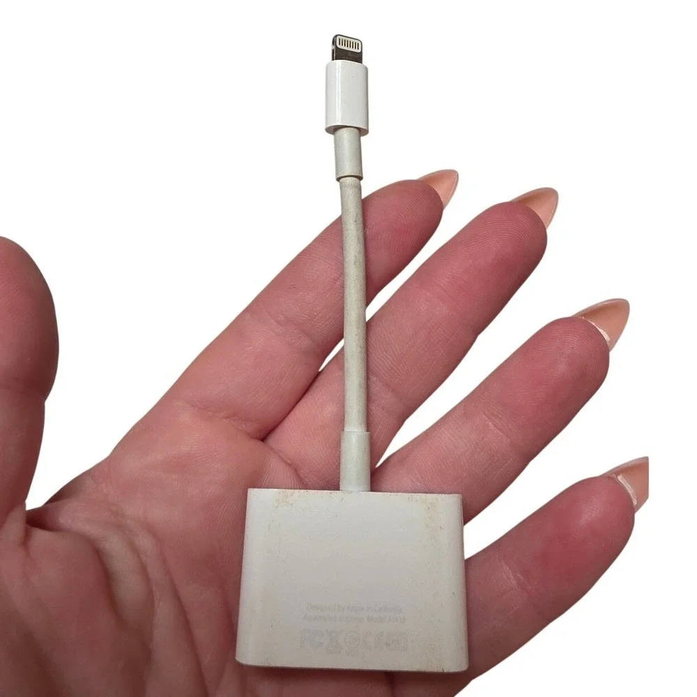 Apple Lightning Digital AV Adapter HDMI Model A1438 White for iPhone iPad F3